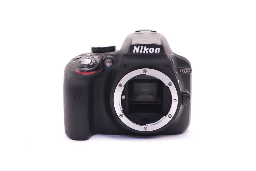 Nikon D3300 body в упаковке (пробег 18535 кадров)