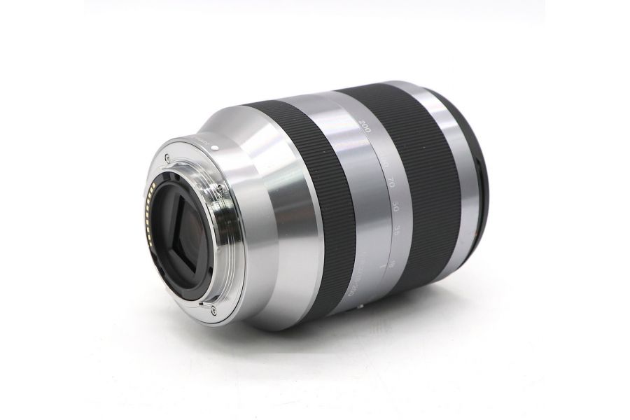 Объектив Sony 18-200mm f/3.5-6.3 E OSS (SEL18200)