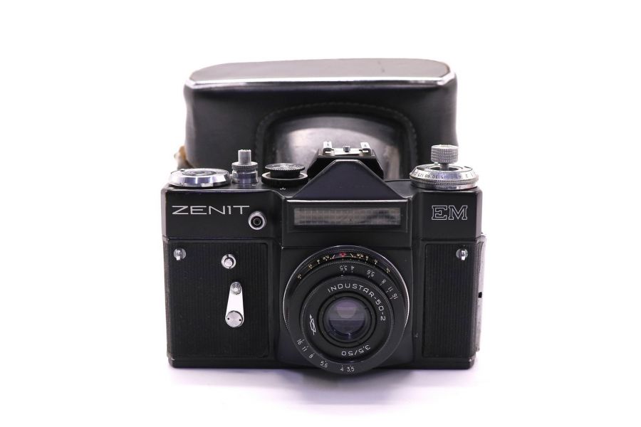 Зенит ЕМ черный + Индустар-50-2