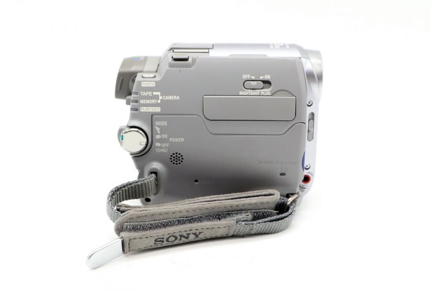 Видеокамера Sony DCR-HC40E 