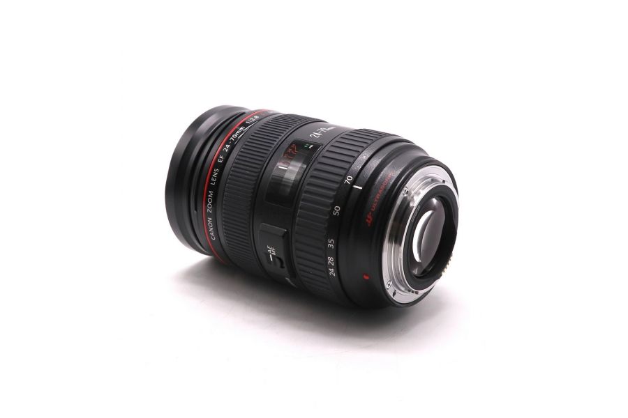 Canon EF 24-70mm f/2.8 L USM (Japan)