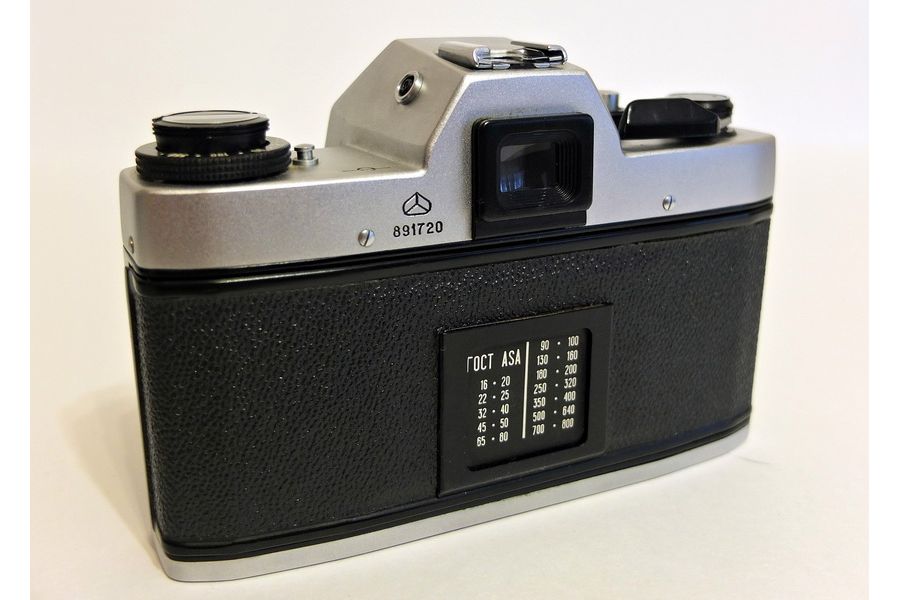 Фотоаппарат зеркальный плёночный Киев 19 (Арсенал)