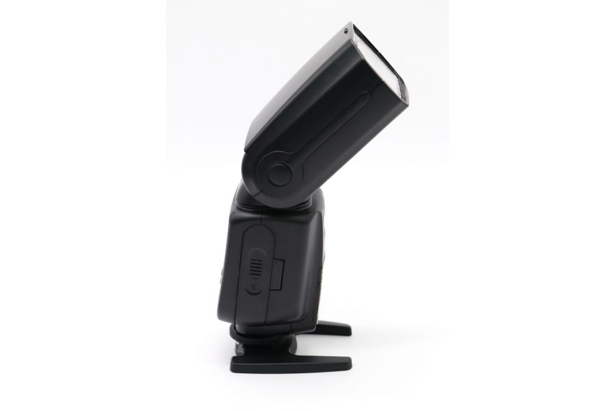 Фотовспышка Triopo SpeedLight TR-982 II for Canon