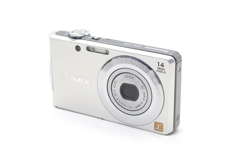 Panasonic Lumix DMC-FS16 в упаковке