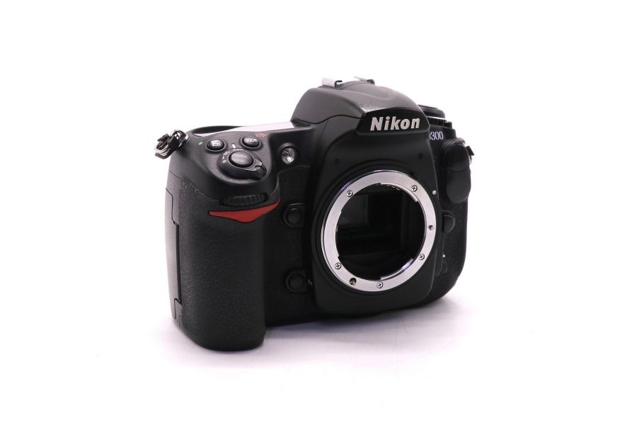 Фотокамера Nikon D300 body (пробег 31060 кадров)