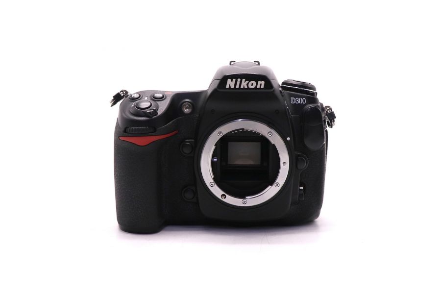 Фотокамера Nikon D300 body (пробег 31060 кадров)