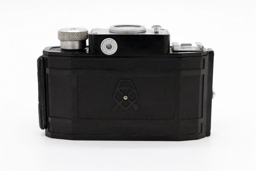 Смена 1 ранняя (СССР, 1954)