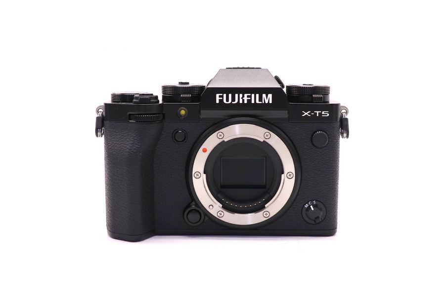 Fujifilm X-T5 body в упаковке (пробег 2050 кадров)