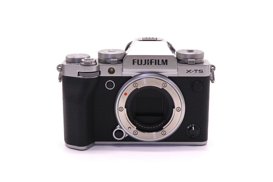 Fujifilm X-T5 body box (пробег 10455 кадров)