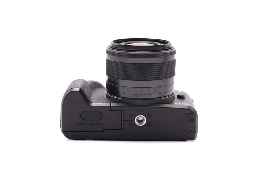 Canon EOS M50 kit (пробег 13555 кадров) фотоаппарат