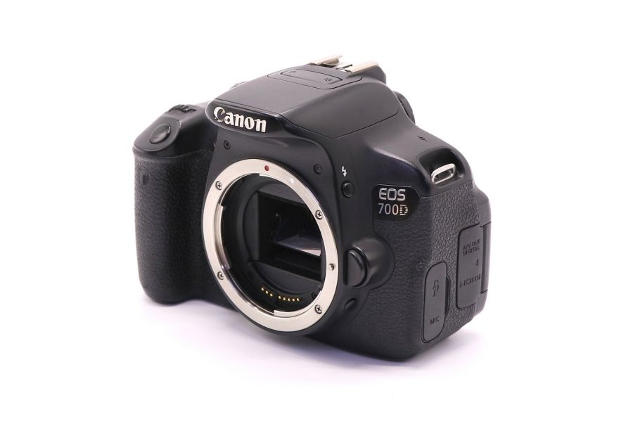 Canon EOS 700D body (пробег 80260 кадров)