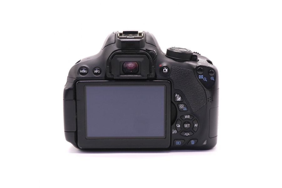 Canon EOS 700D body (пробег 80260 кадров)