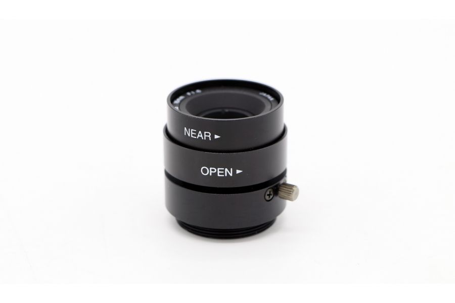 Avenir 16mm f/1.6 CCTV lens