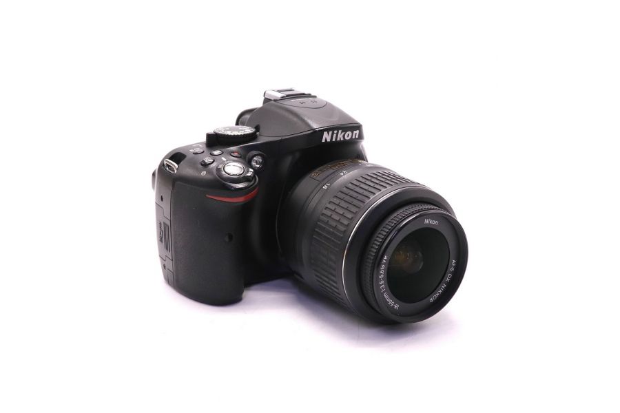 Nikon D5200 kit в упаковке (пробег 25190 кадров)