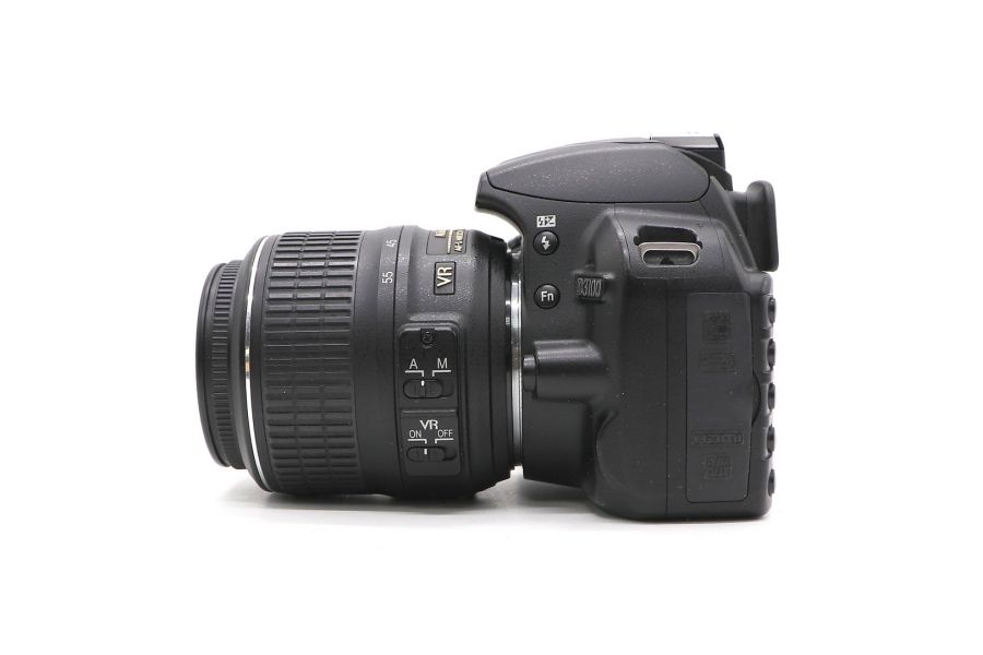 Nikon D3100 kit в упаковке (пробег 3220 кадров)