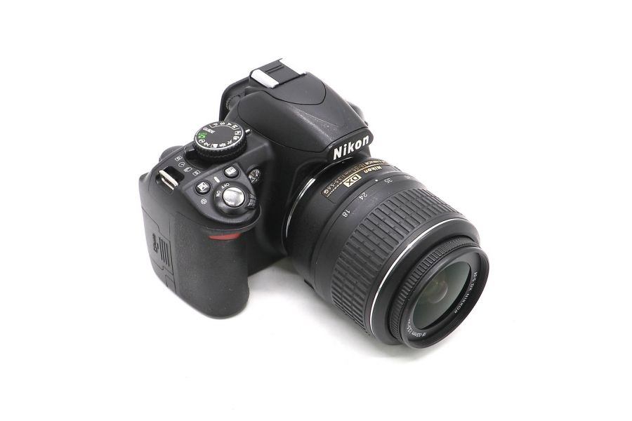 Nikon D3100 kit в упаковке (пробег 3220 кадров)