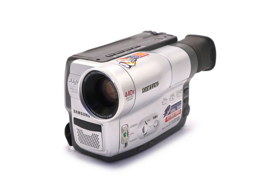 Видеокамера Samsung VP-M50