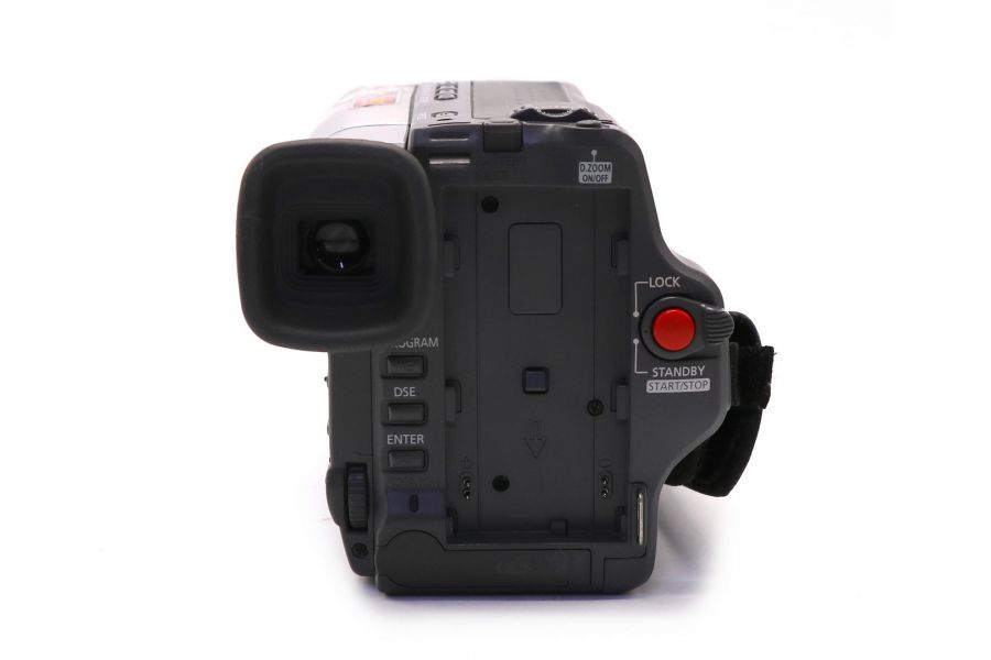 Видеокамера Samsung VP-M50