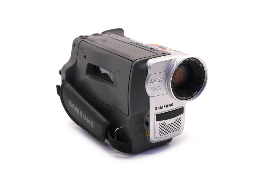 Видеокамера Samsung VP-M50