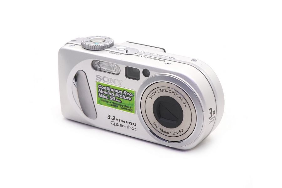 Sony Cyber-shot DSC-P8 в упаковке