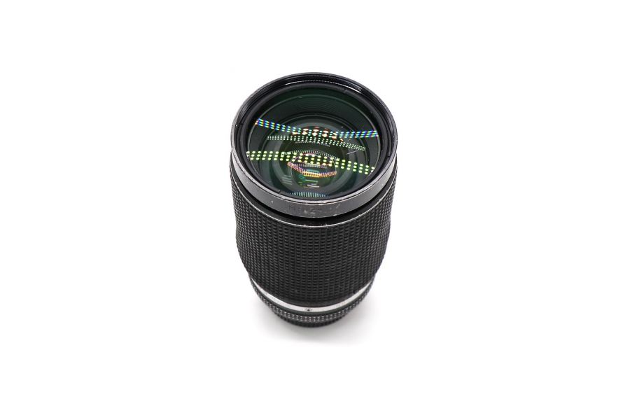 Nikon 35-135mm f/3.3-4.5 Zoom-Nikkor