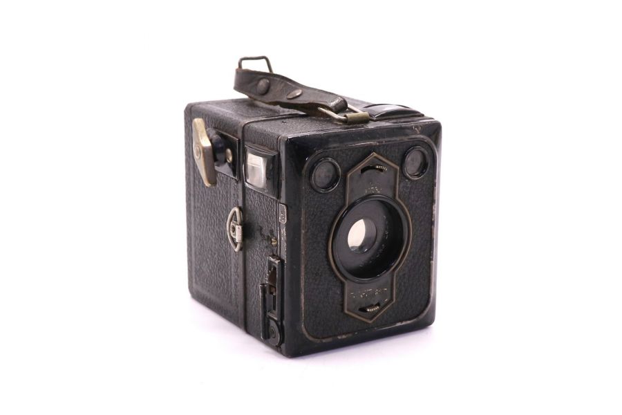 Zeiss Ikon Box Tengor фотоаппарат коробочного типа