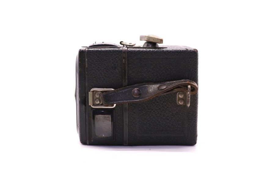 Zeiss Ikon Box Tengor фотоаппарат коробочного типа