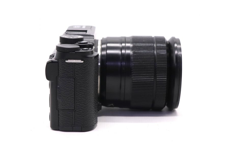 Fujifilm X-M1 kit в упаковкке