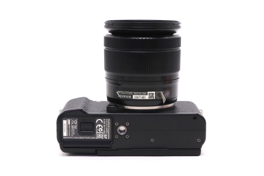 Fujifilm X-M1 kit в упаковкке