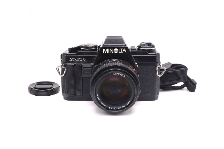 Minolta X-570 kit 50mm f/1.4