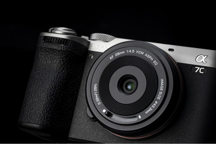 Объектив Viltrox AF 28mm F4.5 Chip FE Блинчик