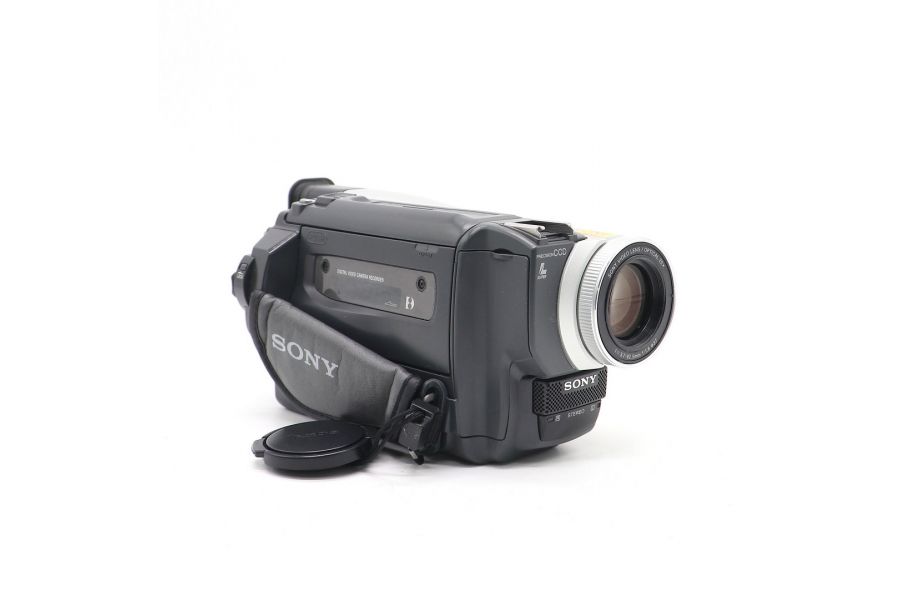 Видеокамера Sony DCR-TRV520E PAL