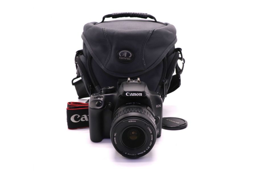 Canon EOS 1000D kit (пробег 8945 кадров)