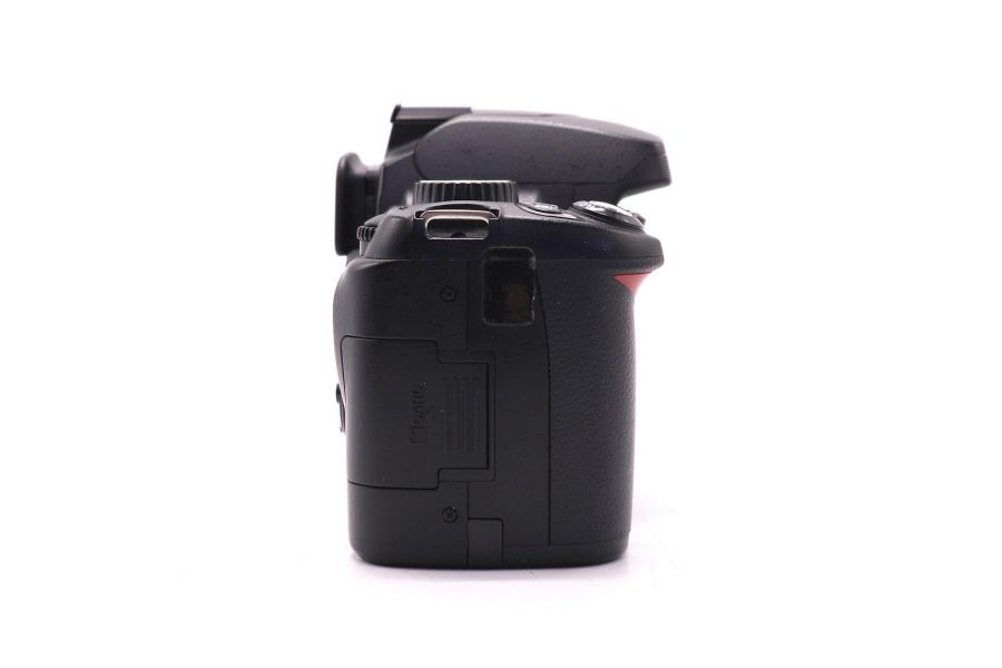 Фотокамера Nikon D60 body (пробег 16550 кадров)