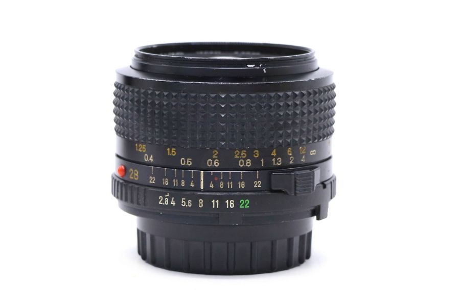 Minolta MD 28mm f/2.8 (Japan, 2001)