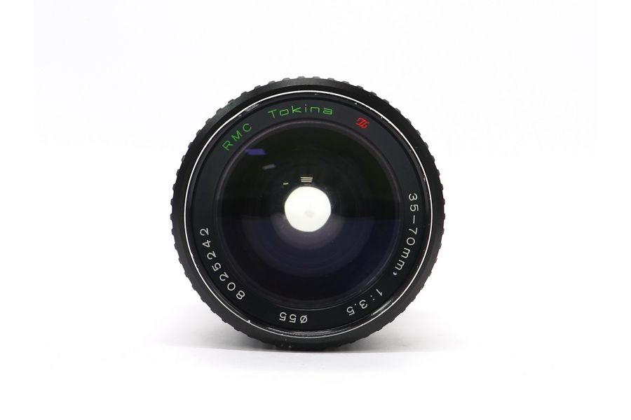 Tokina 35-70mm f/3.5 RMC Canon FD