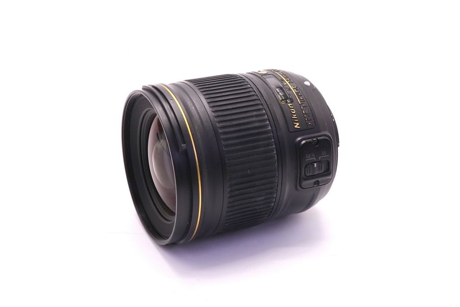 Nikon 28mm f/1.8G AF-S Nikkor в упаковке