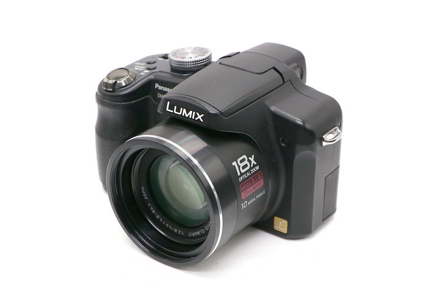 Panasonic Lumix DMC-FZ28 в упаковке