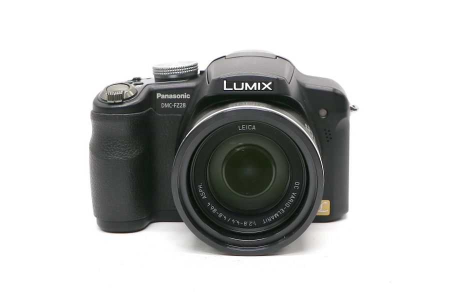 Panasonic Lumix DMC-FZ28 в упаковке