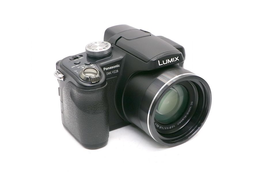 Panasonic Lumix DMC-FZ28 в упаковке
