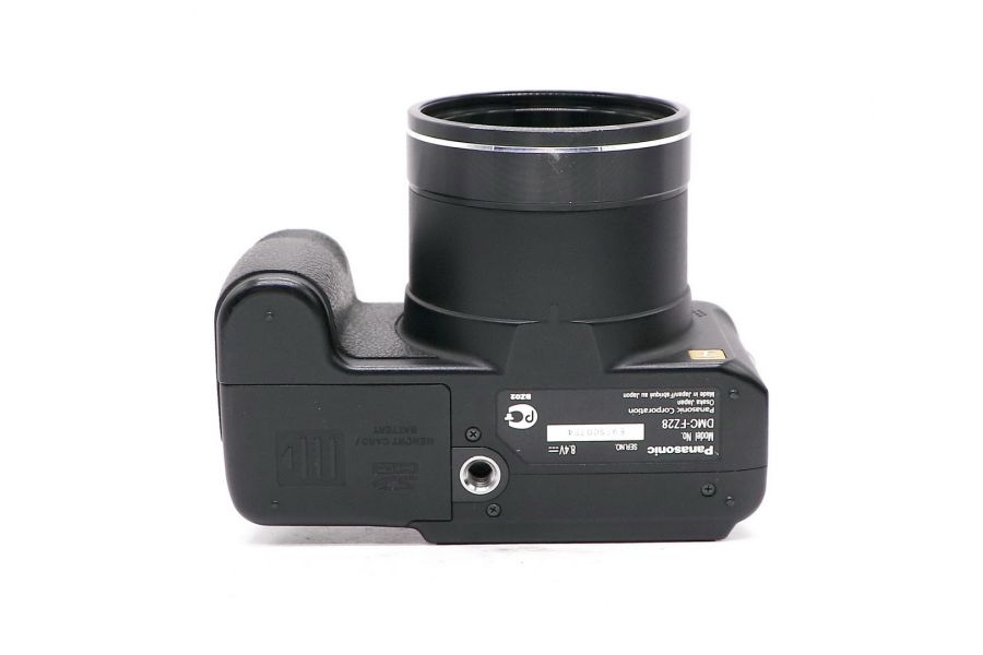 Panasonic Lumix DMC-FZ28 в упаковке