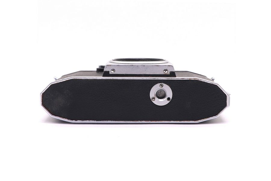 Praktica KW body (Germany, 1948)