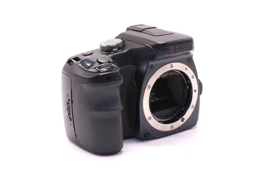 Sony Alpha DSLR-A100 body б.