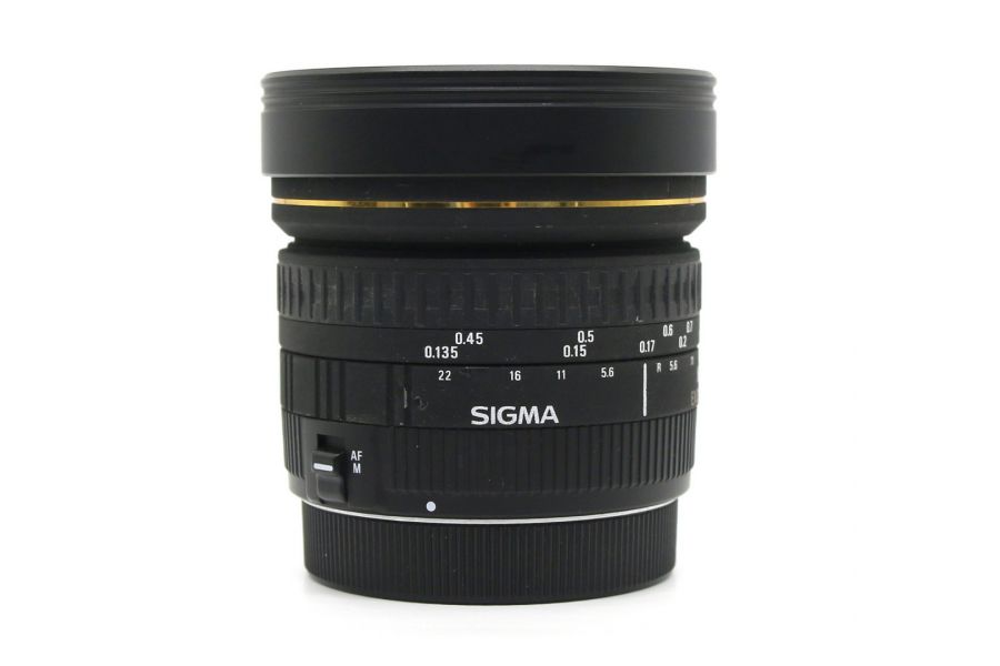 Sigma AF 8mm f/3.5 EX DG Circular Fisheye Canon EF (Japan, 2009)