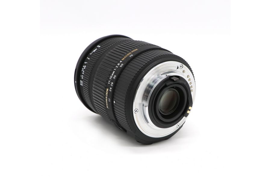 Sigma AF 17-70mm f/2.8-4 DC MACRO OS HSM Pentax K