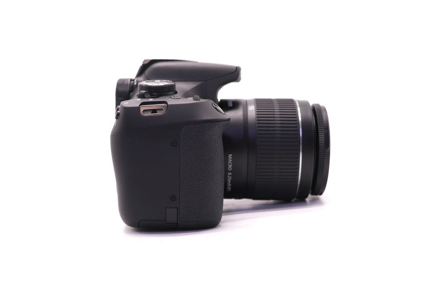 Фотоаппарат Canon EOS 2000D kit (пробег 8545 кадров)