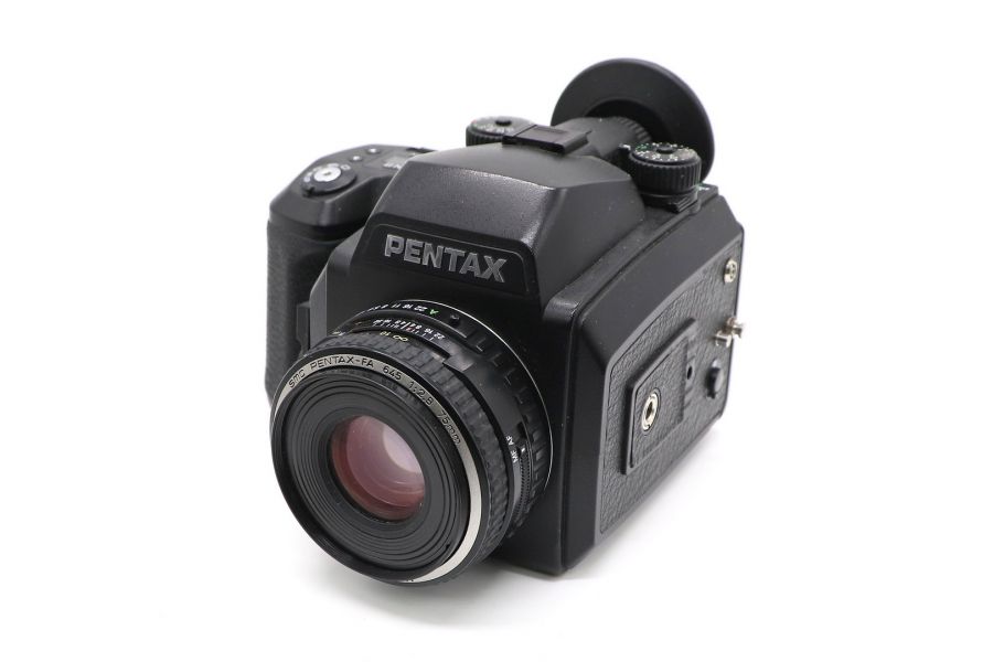 Pentax 645N II + SMC Pentax-FA 645 75mm f/2.8