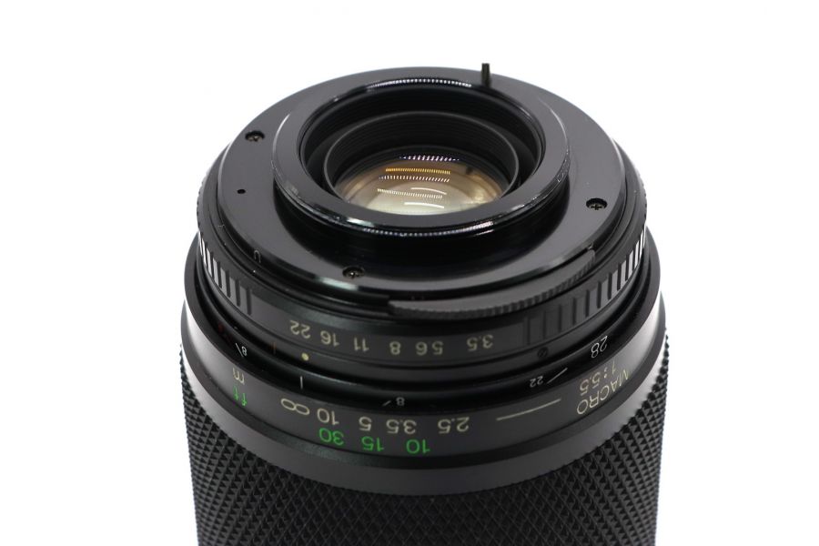 Soligor C/D 28-200mm f/3.5-5.3 MC Zoom+Macro