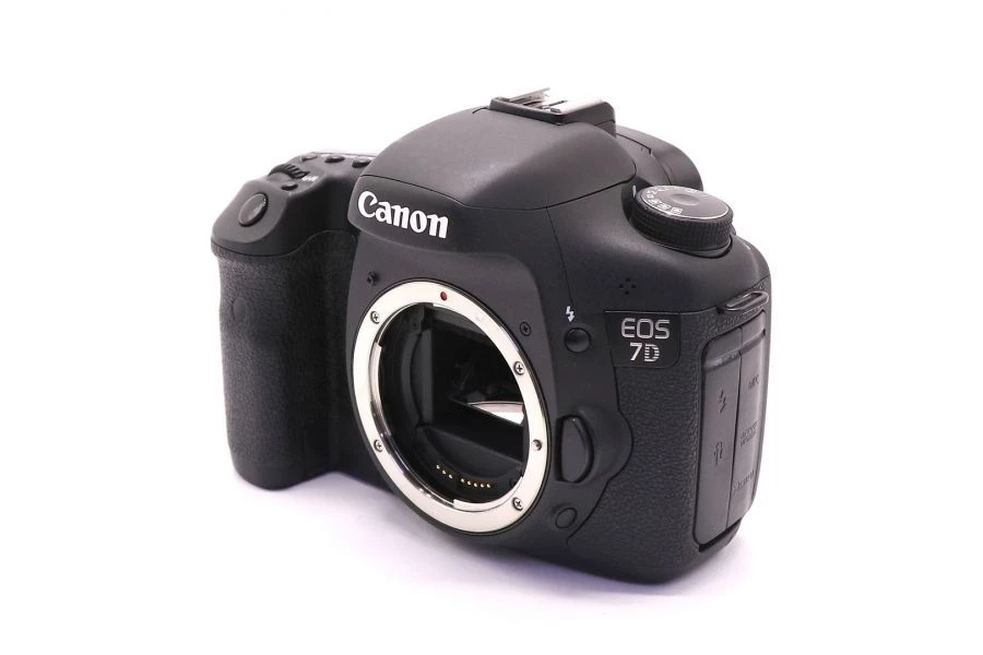 Купить Canon EOS 7D body (пробег 7845 кадров) с доставкой по цене 31 280 Р – FOTOCCCP