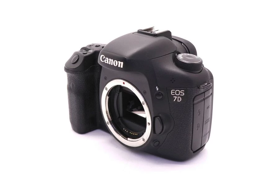 Купить Canon EOS 7D body (пробег 28000 кадров) с доставкой по цене 19 990 Р – FOTOCCCP